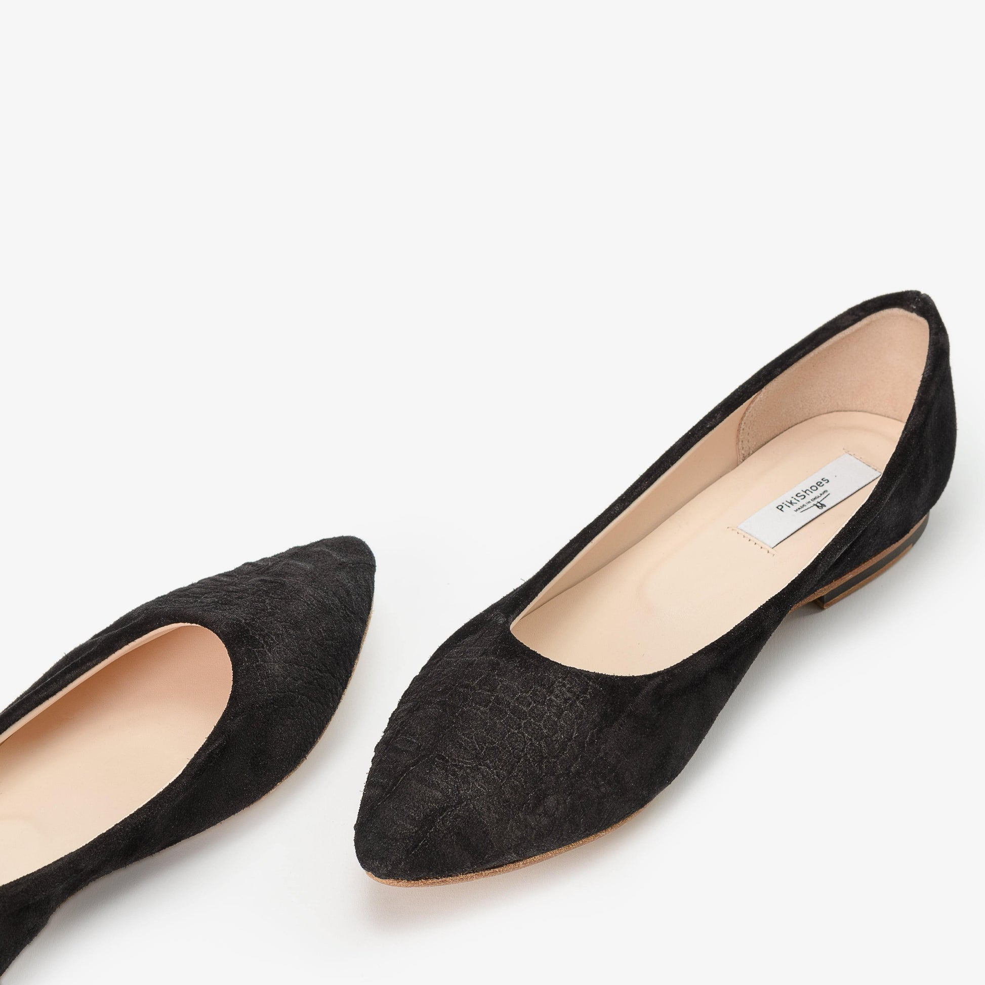 Crocodile Emboss Black Suede Shoes